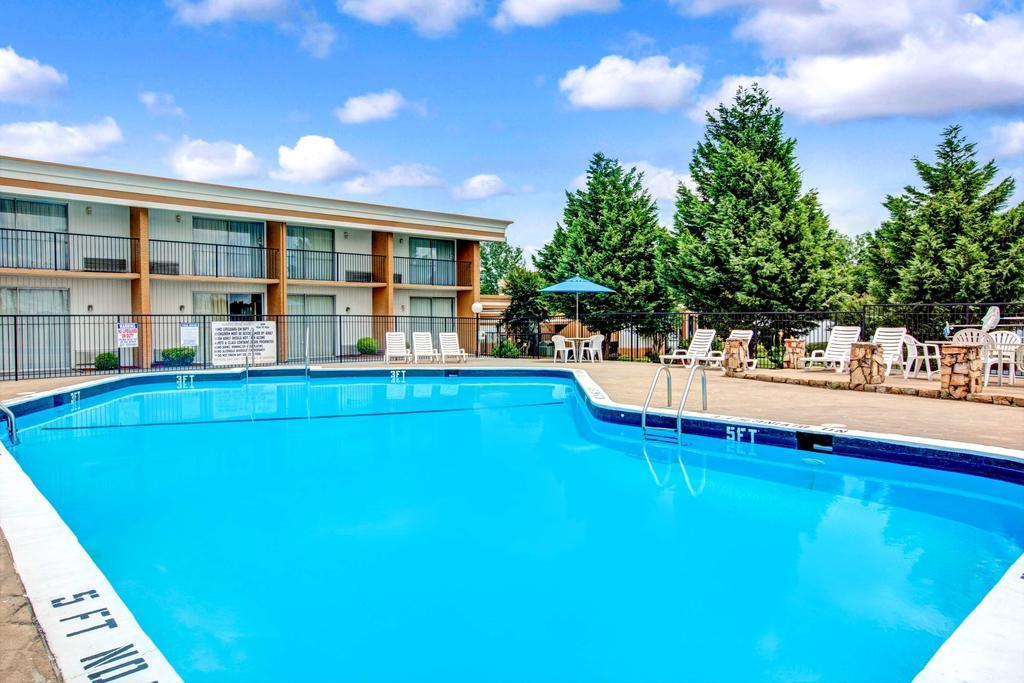 Quality Inn Gastonia Exterior foto
