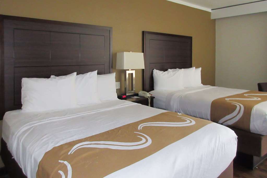 Quality Inn Gastonia Habitación foto